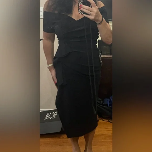 CHIARA BONI LA PETITE ROBE Silveria Draped Off-The-Shoulder Dress Black 42 (6) - Picture 6 of 6